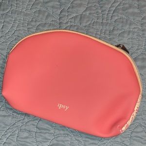Cosmetic bag